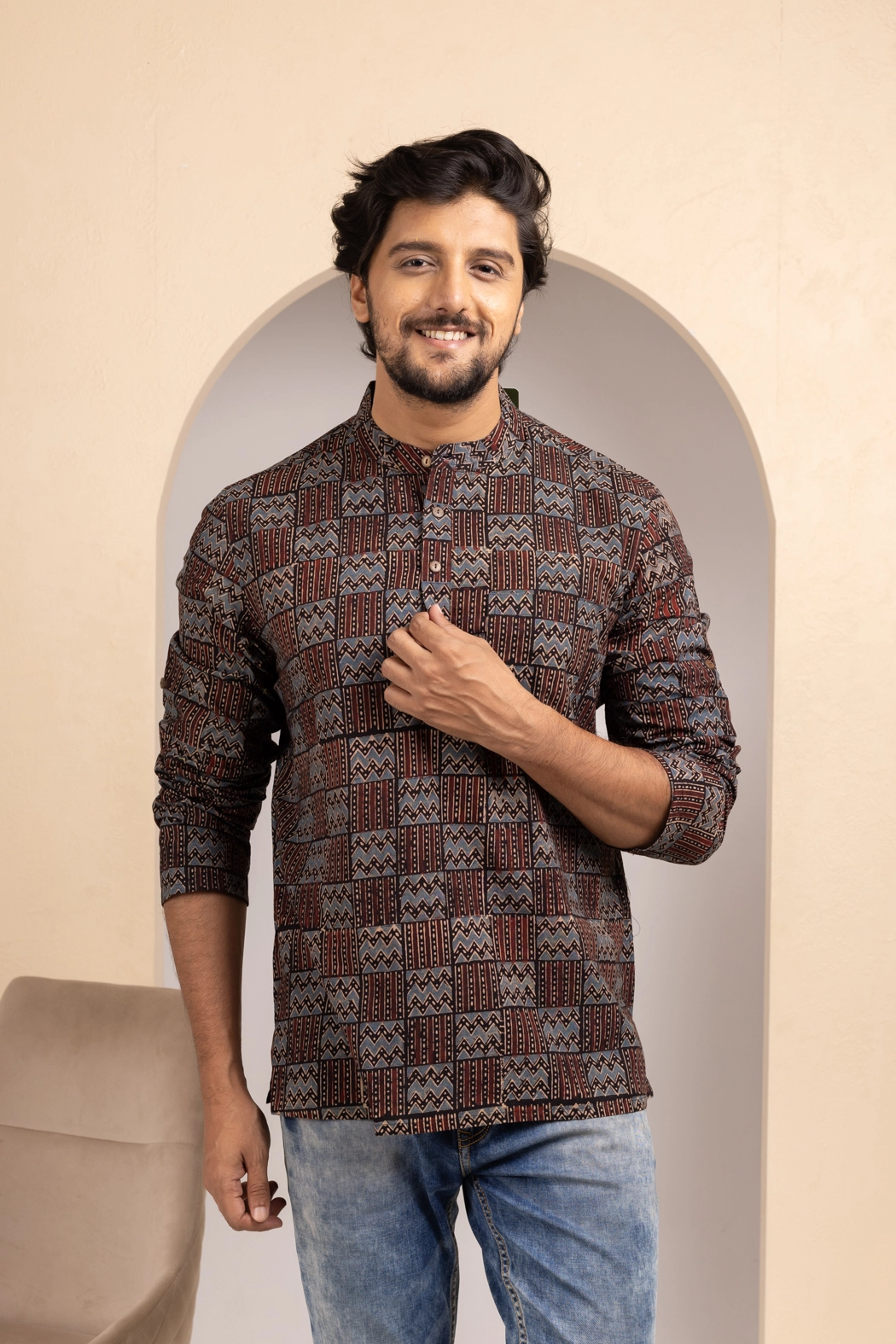 ajrakh-hand-block-printed-cotton-short-kurta-for-men-mn-sk-0025