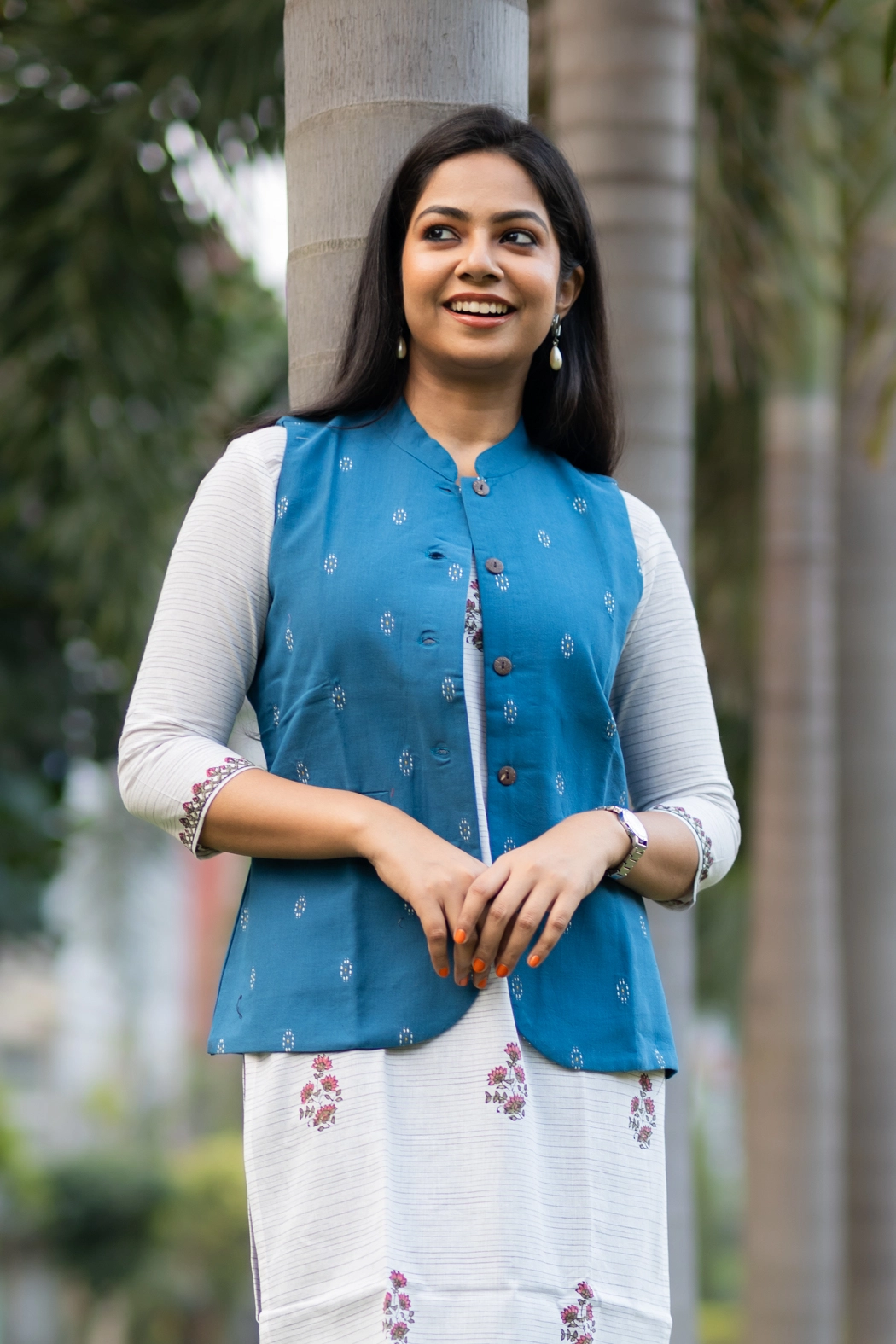 blue-cotton-sleeveless-jacket-jk-sl-0022