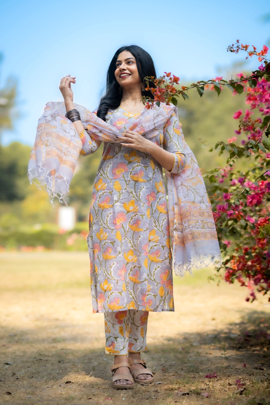 bagru-3-piece-cotton-kurta-set-with-dupatta-st-bg-0011 (3)